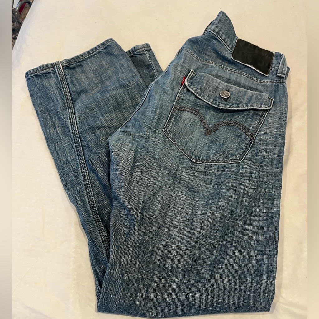 Levis 514